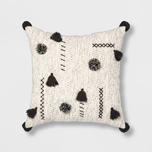 NWT TASSEL AND POM BLACK AND CREAM THROW PILLOW